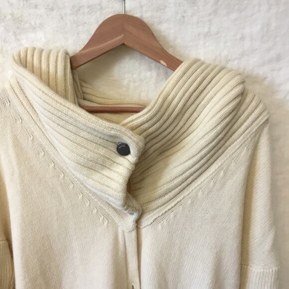 Escada Beige Wool Long Button Cardigan - Picture 6 of 15